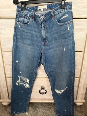 Abercrombie & Fitch Distressed Blue Women’s Jeans